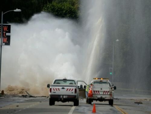 賃貸水道管、給湯器爆発！の画像1